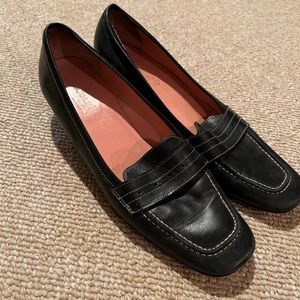 Cole haan city black pumps size 8